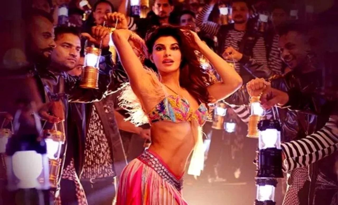 Ek Do Teen
Madhuri Dixit&rsquo;s iconic song from Tezaab remains unmatched in terms of popularity and choreography. Even generations who haven&rsquo;t watched the film recognise the track instantly. The makers of Baaghi 2 attempted to recreate the song with Jacqueline Fernandez. However, the remake failed to leave an impact, and many viewers chose to ignore its existence altogether